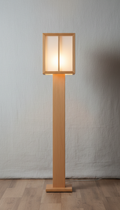 Stehlampe aus Eiche und Glas