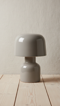 Tischlampe aus rauchgrauer Keramik